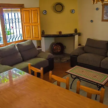 Gemuetliches Haus In בית נופש Válor